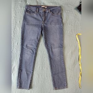 Levis 311 shaping skinny